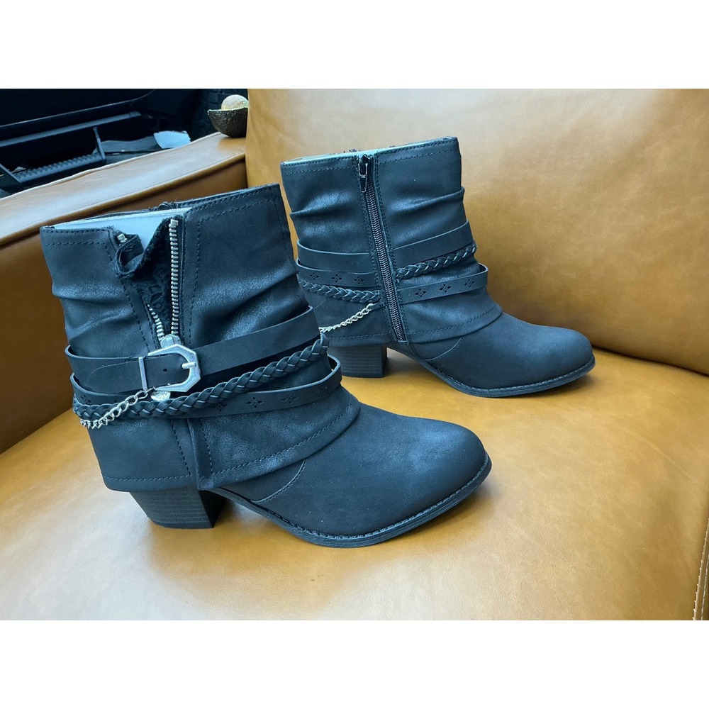 POP Faithe Ankle Boots Womens 8 Black Distressed Buckle Chain